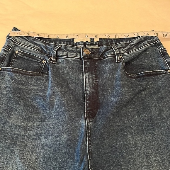 A Loves A High Rise Wide Leg 32 - Picture 4 of 16